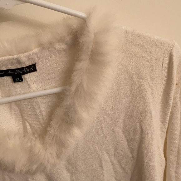 Pierre New York Sz XL White Sweater With Fur Collar Trim - Picture 3 of 4